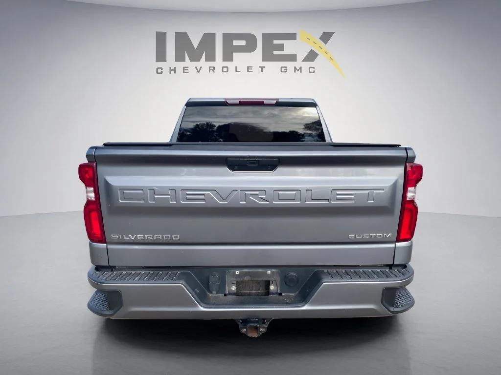 Used 2021 SATIN STEEL METALLIC Chevrolet Custom image 8