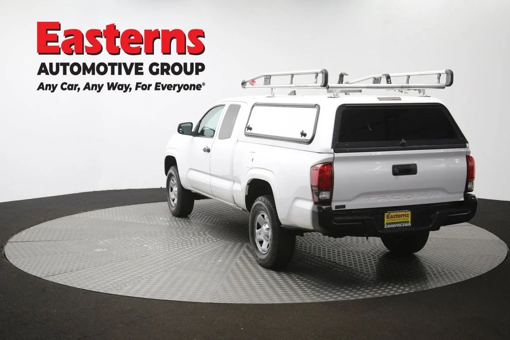 Used 2019 White Toyota SR image 63
