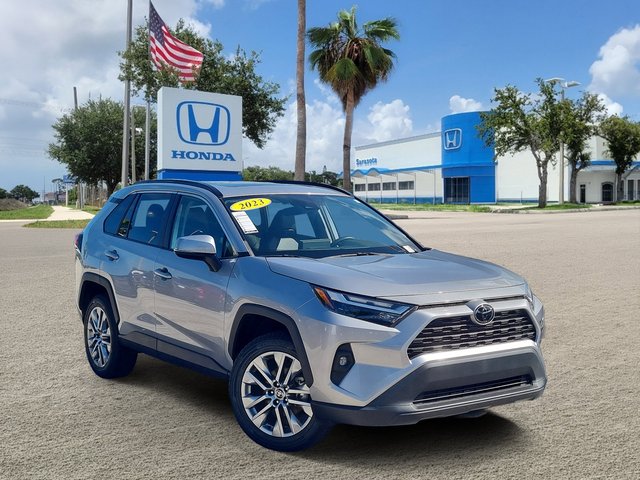2023 Toyota RAV4 XLE Premium
