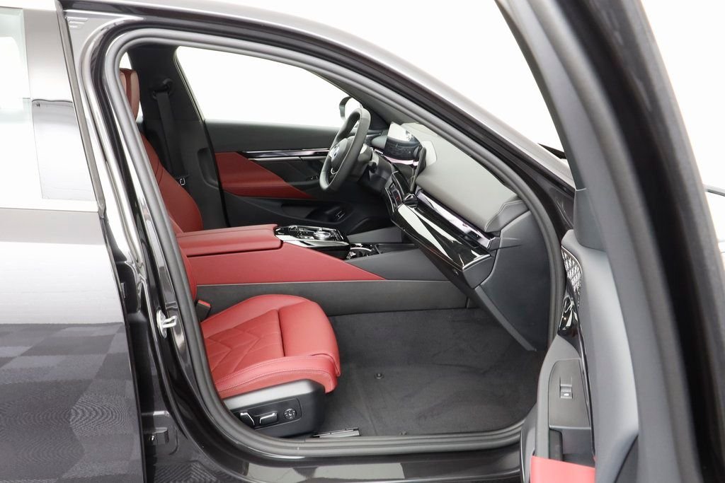 2025 BMW i5 40 - Photo 21