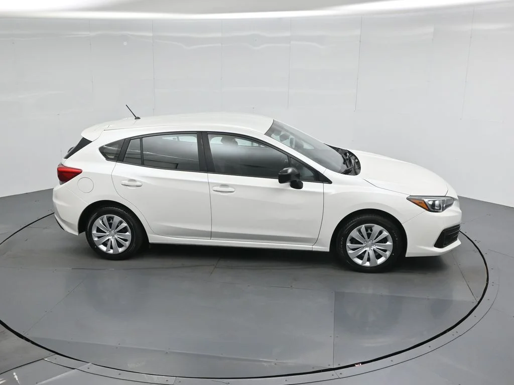 Used 2021 White Subaru Base image 47