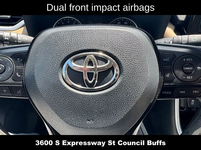 Used 2019 Gray Toyota XLE image 18