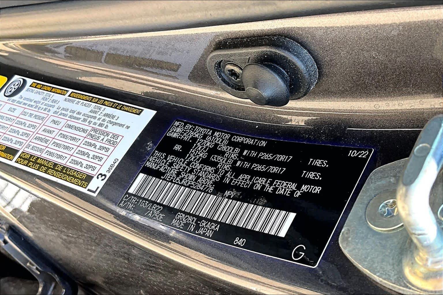 Used 2023 Magnetic Gray Metallic Toyota SR5 Premium image 34