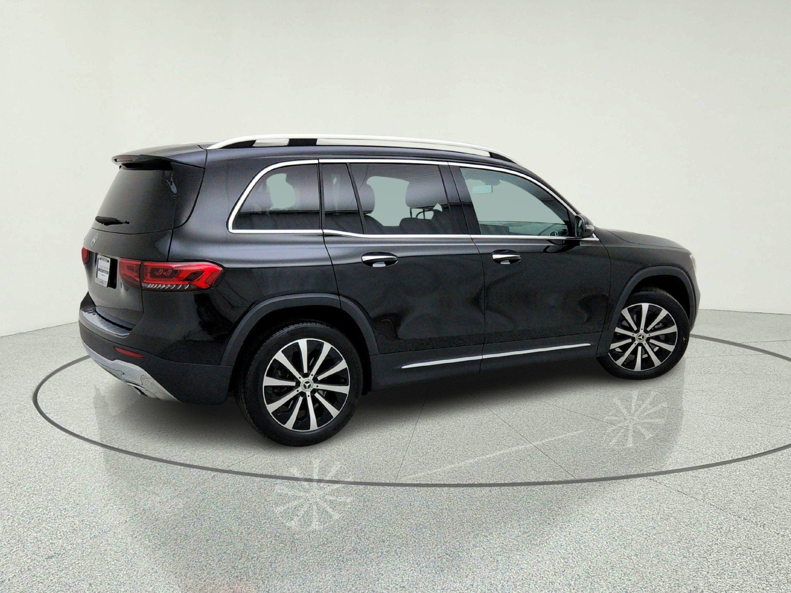 Certified Used 2023 Night Black Mercedes-Benz GLB 250 image 15