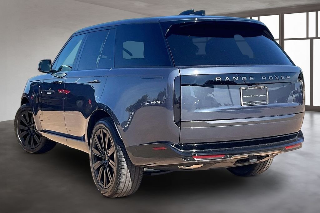 New 2026 Varesine Blue Metallic Land Rover SE image 3