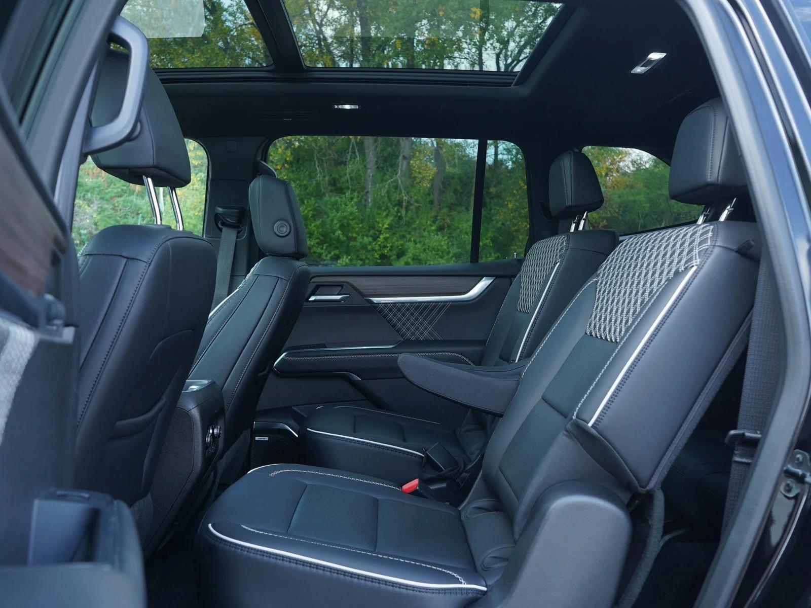 Used 2026 Ebony Twilight Metallic GMC Denali image 16