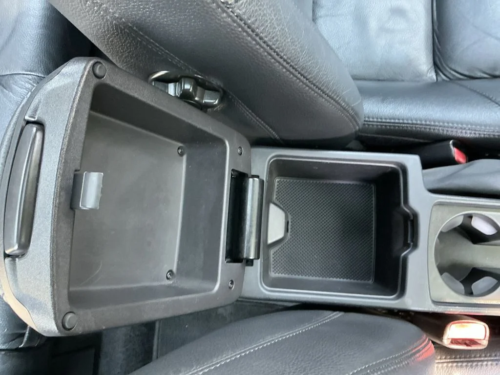 Used 2007 Silver Volvo 2.4i image 27