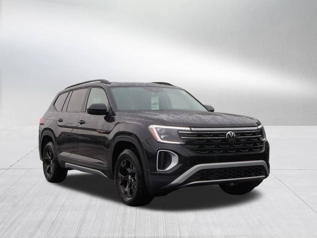 New 2026 Black Volkswagen 2.0T Peak Edition image 8