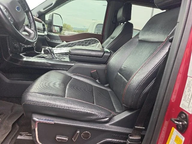 Used 2021 Red Ford Lariat image 3