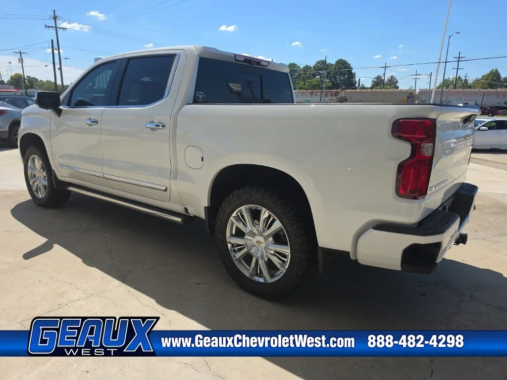 Used 2023 Beige Chevrolet High Country image 6