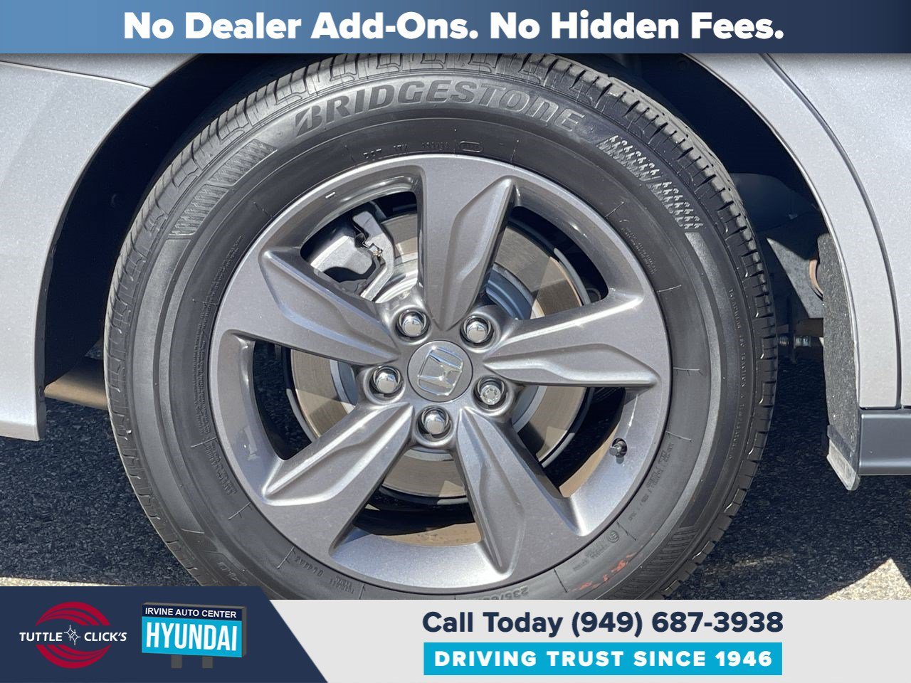 Used 2024 Modern Steel Metallic Honda EX image 11