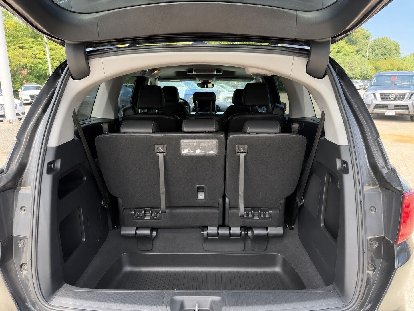 Used 2023 Crystal Black Pearl Honda Touring image 15