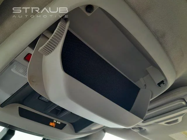 Used 2023  SUBARU  image 31