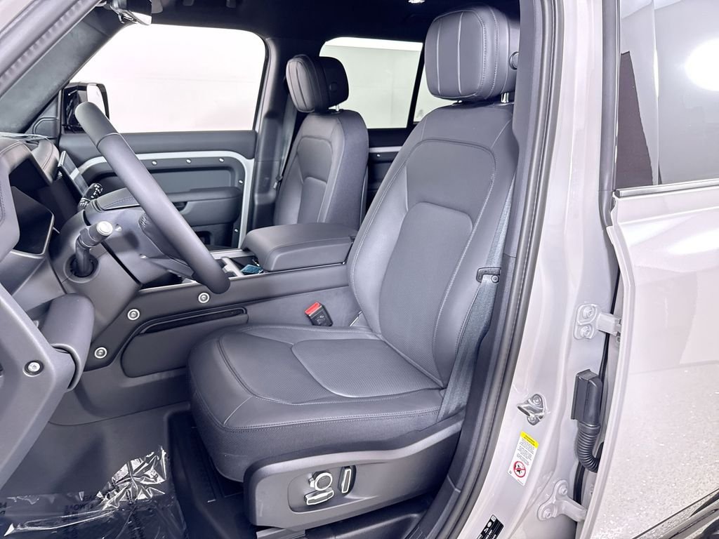 New 2026 Borasco Grey Land Rover X image 11