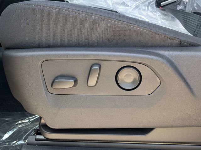 2026 Chevrolet Silverado 2500 HD Custom - Photo 20