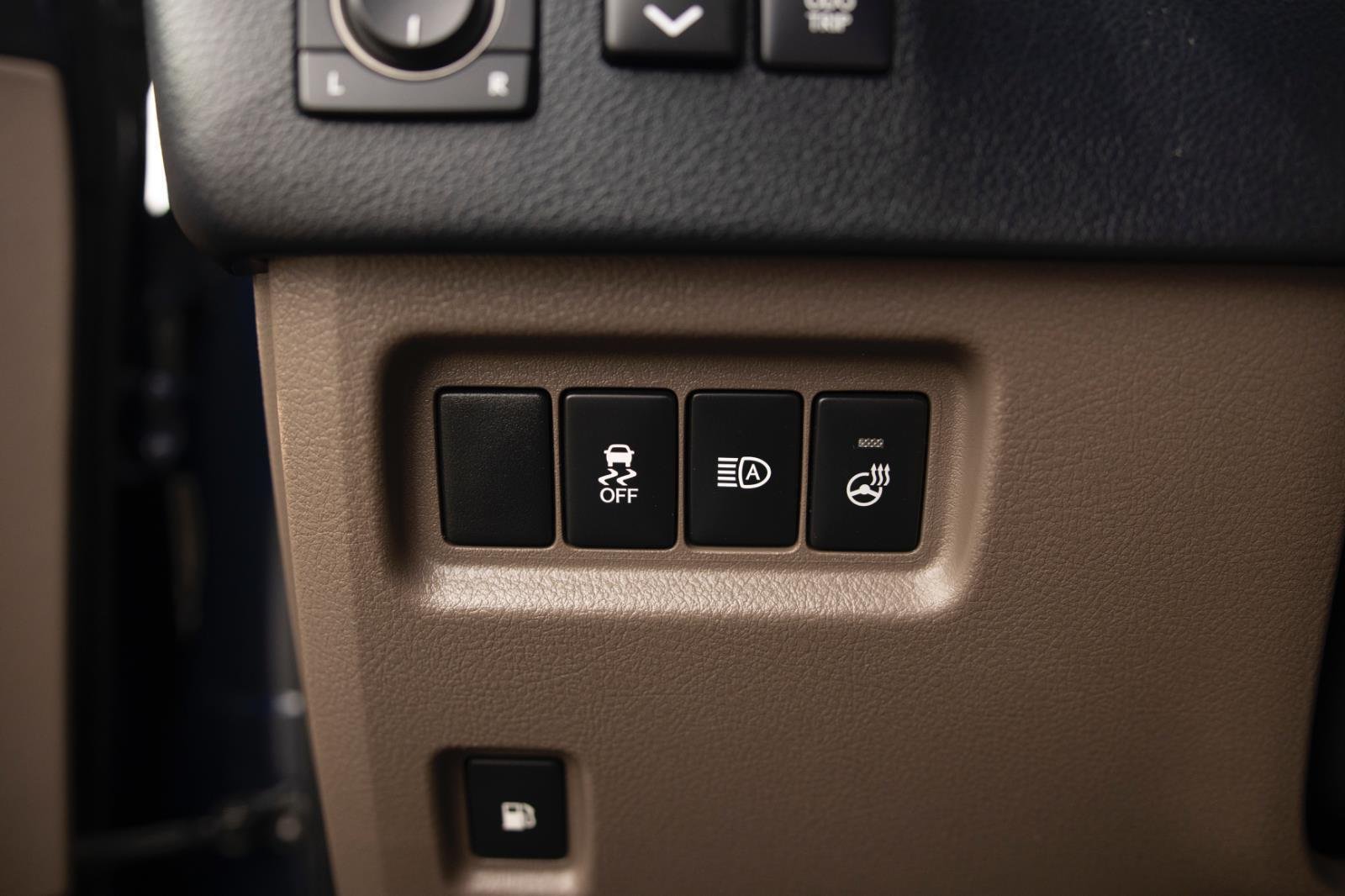 Used 2022 Blue Lexus GX 460 Premium image 15