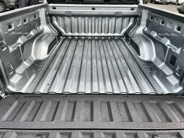 2026 Chevrolet Colorado photo 28 of 41