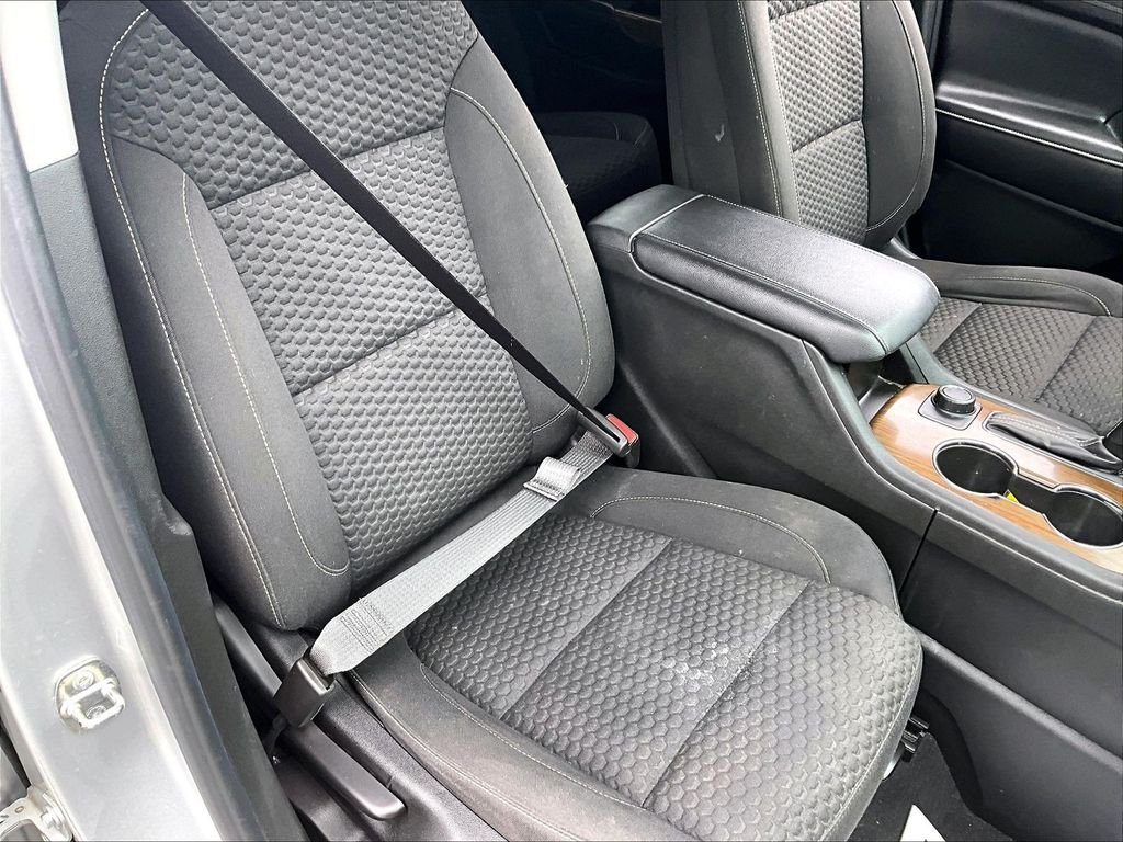 Used 2019 Quicksilver Metallic GMC SLE-1 image 11