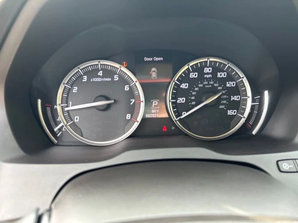 Used 2015 White Diamond Pearl Acura 3.5L Technology Package image 9