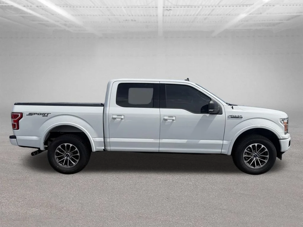 Used 2020 White Ford XLT image 3
