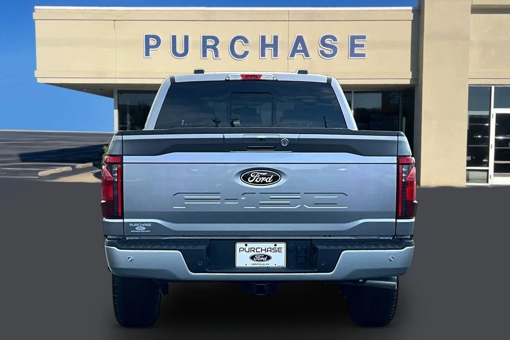 New 2026 Iconic Silver Metallic Ford XLT image 4