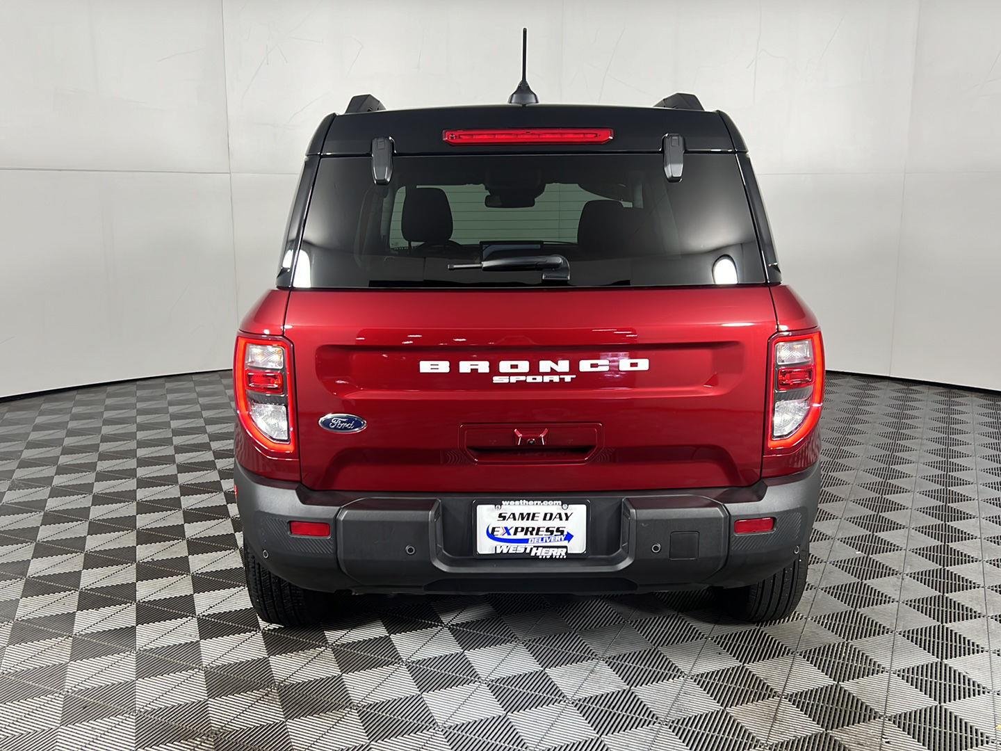 Used 2025 Ruby Red Metallic Tinted Clearcoat Ford Outer Banks image 7