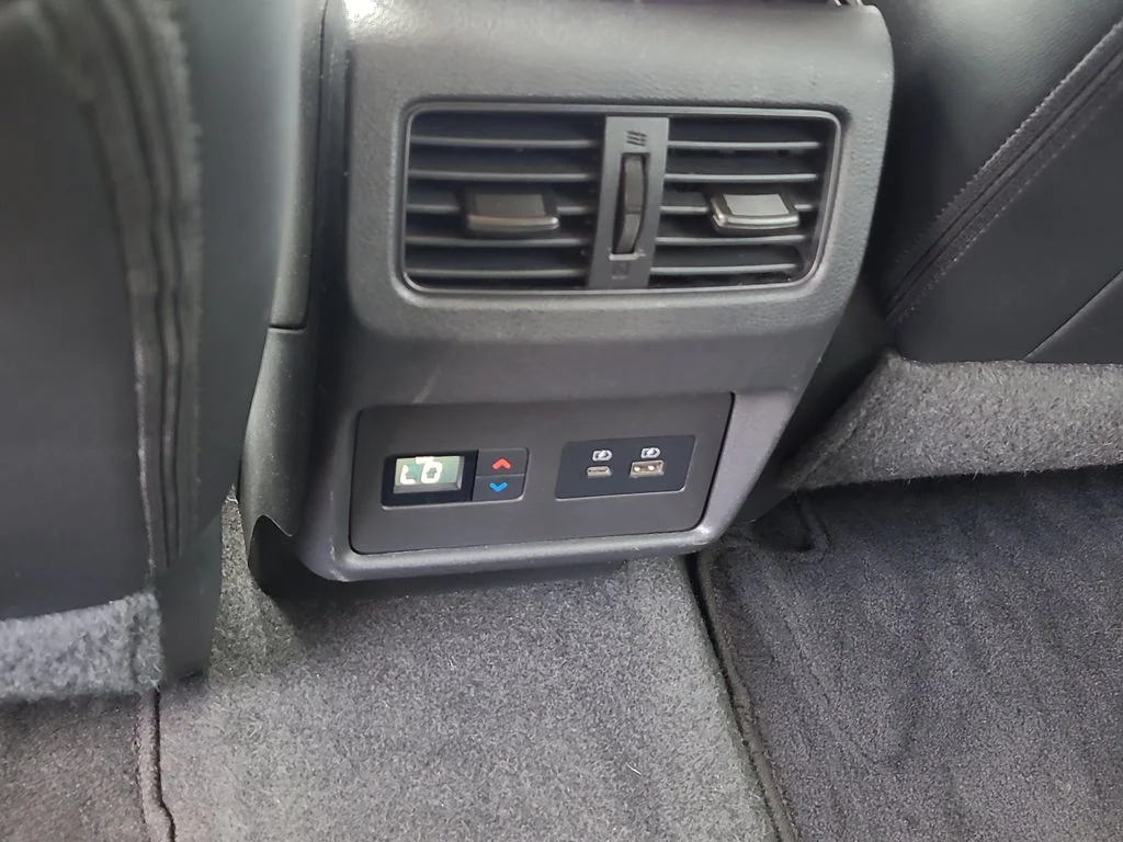 Used 2022 Gray Nissan SL image 20