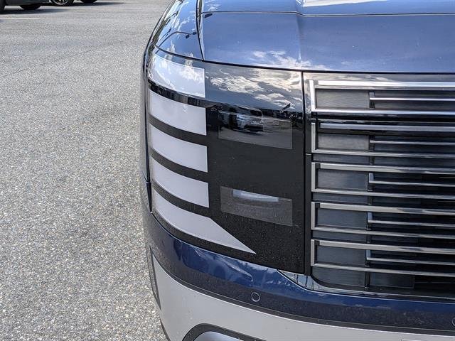 Used 2026 Blue Hyundai SEL 7P image 9