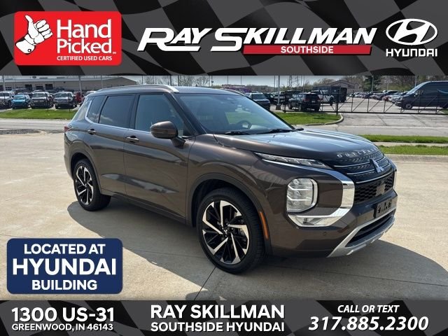 2024 Mitsubishi Outlander SEL 2WD's photo