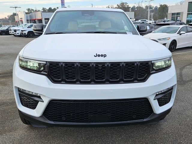 New 2025 Bright White Clear-Coat Exterior Paint Jeep Limited image 2