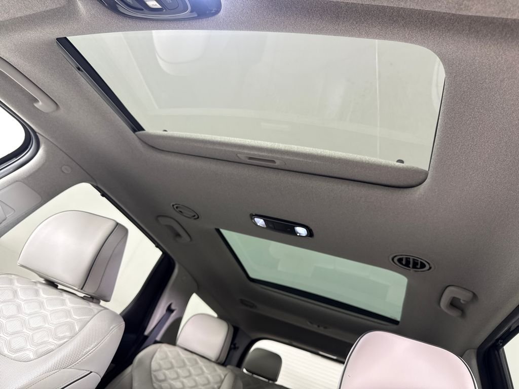 2022 Hyundai Palisade Limited - Photo 22