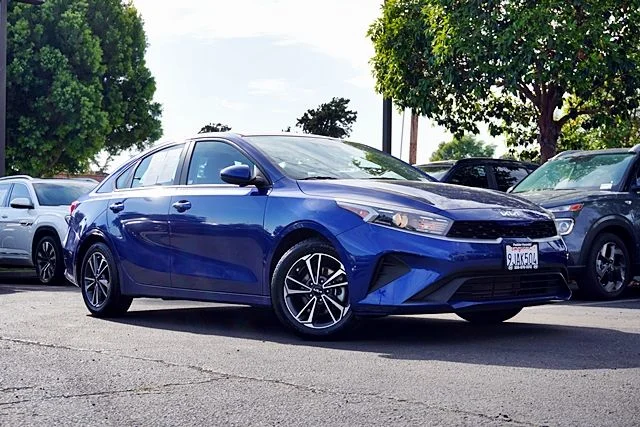 2023 Kia Forte LXS