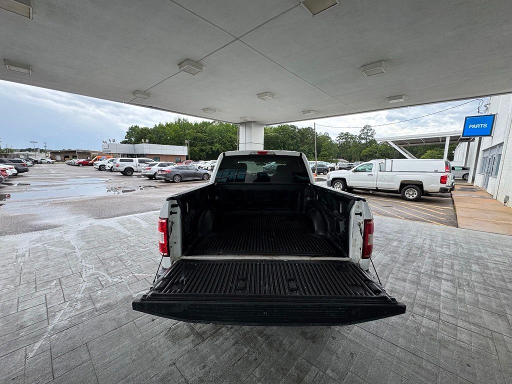 Used 2018 White Ford XLT image 9