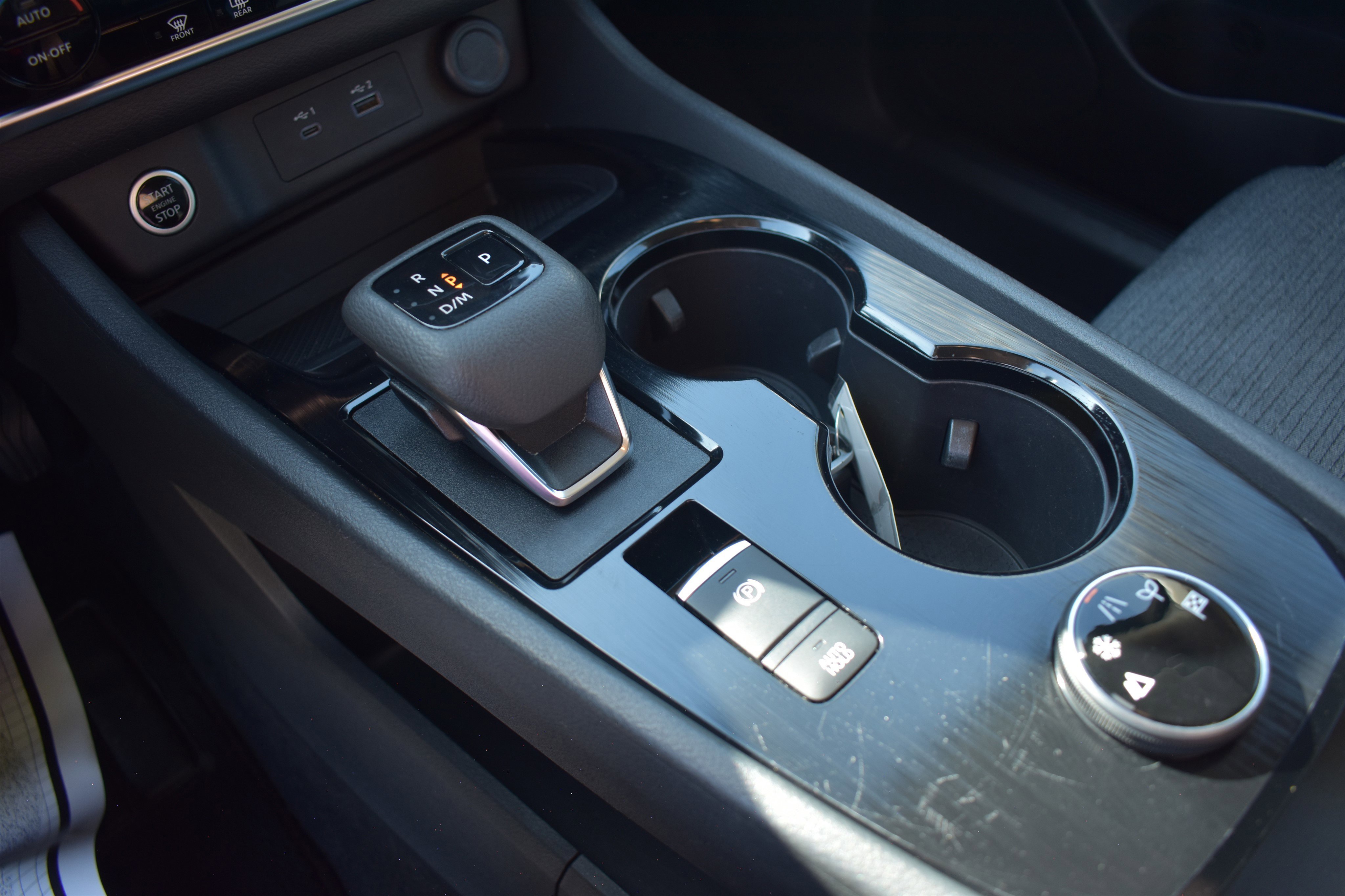 2023 Nissan Rogue SV - Photo 27