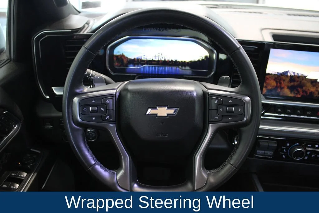 Used 2024 Iridescent Pearl Tricoat Chevrolet High Country image 27
