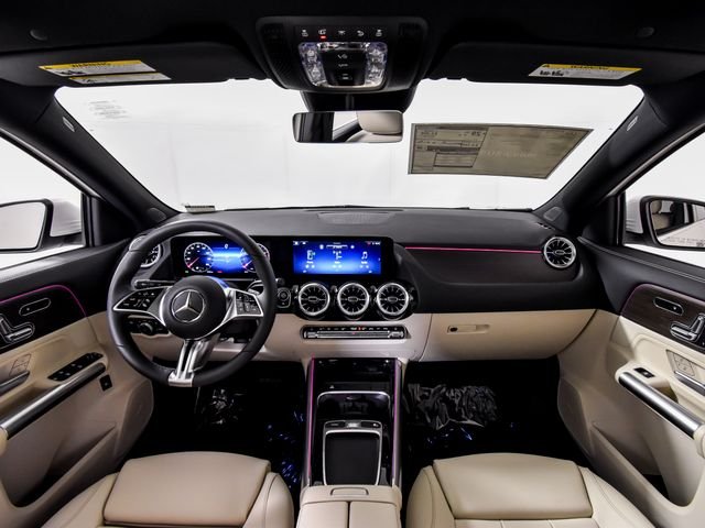 New 2026 Polar White Mercedes-Benz GLA 250 image 3