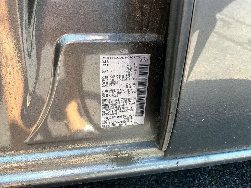 Used 2024 Gray Nissan S image 9