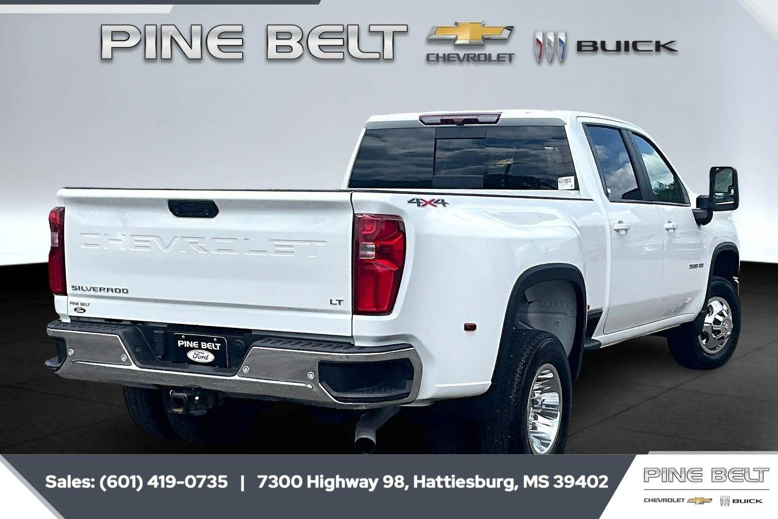 2025 Chevrolet Silverado 3500HD LT - Photo 12
