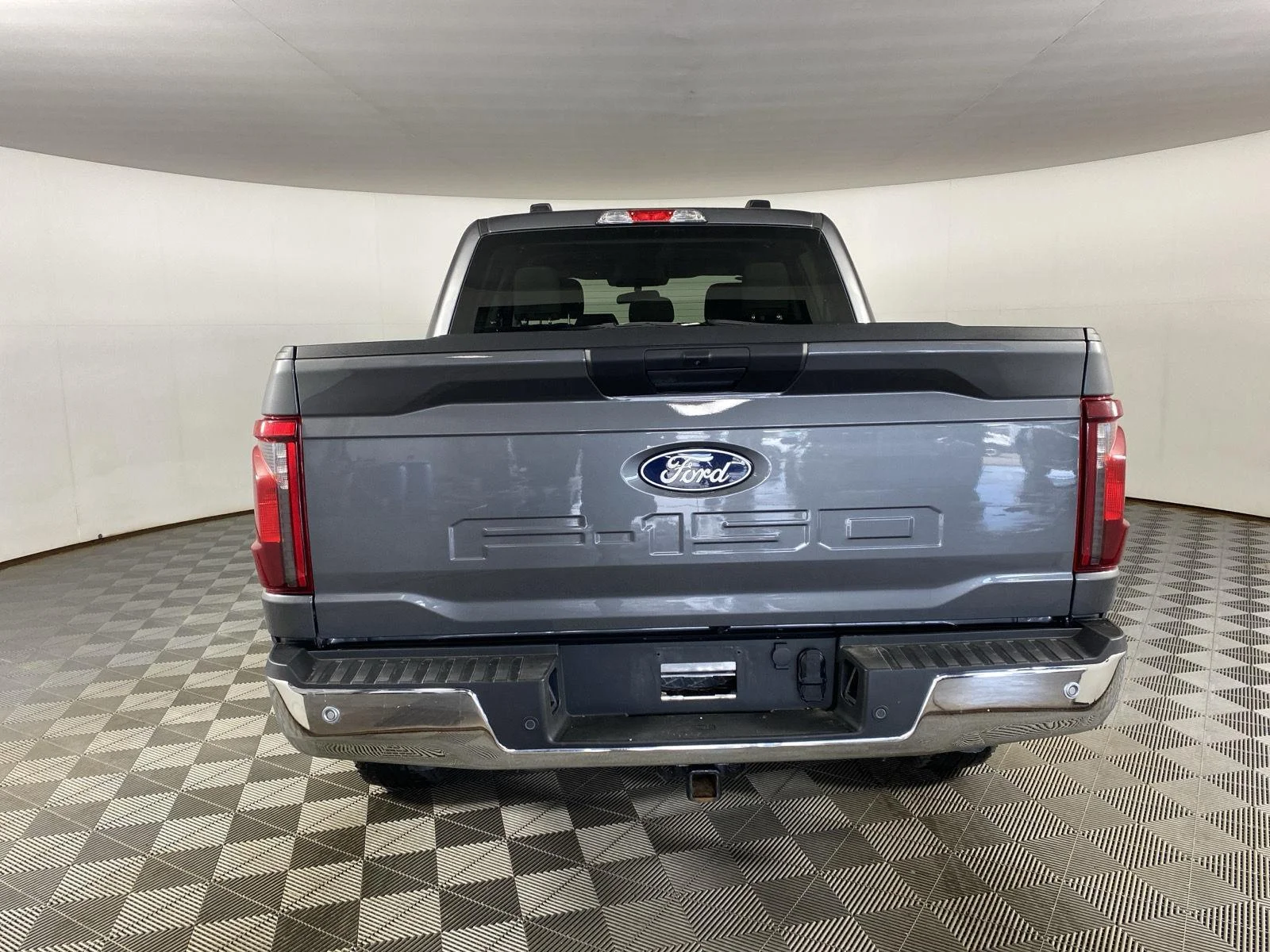 Used 2025 Carbonized Gray Ford XLT image 6
