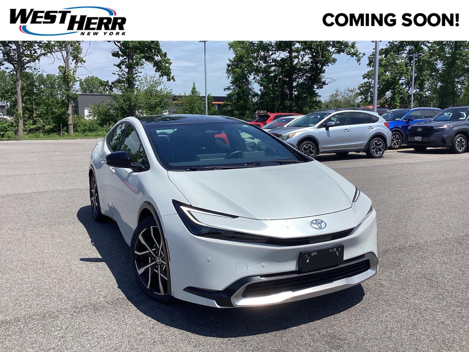 Used 2023 Wind Chill Pearl Toyota XSE image 1