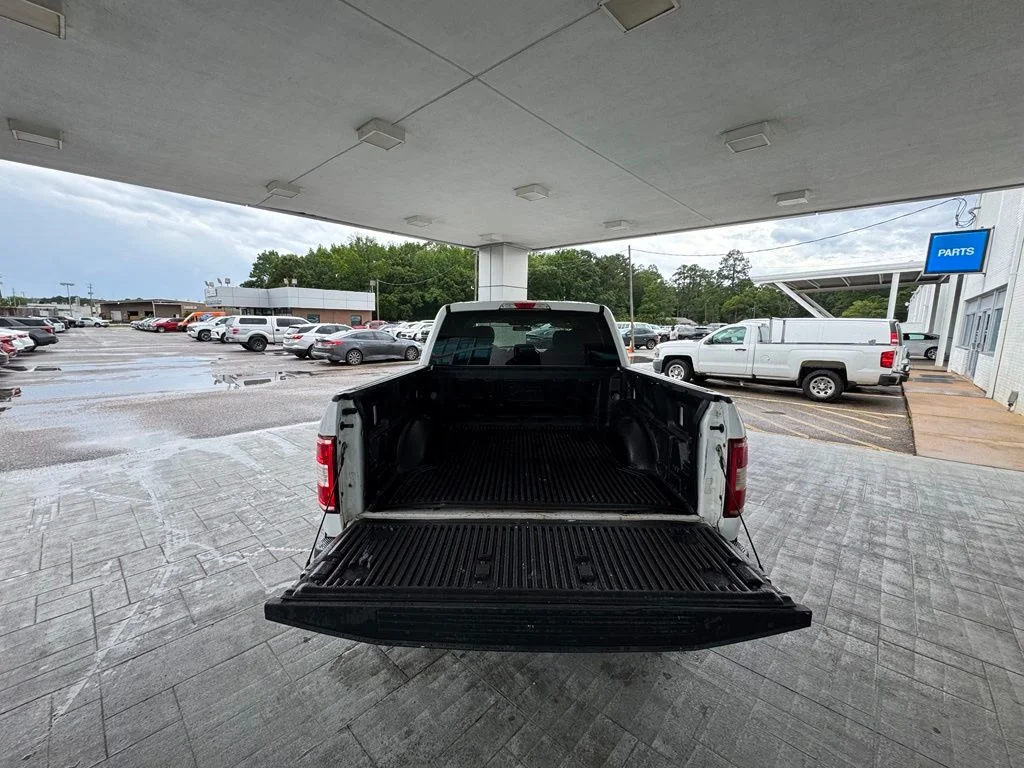 Used 2018 White Ford XLT image 9