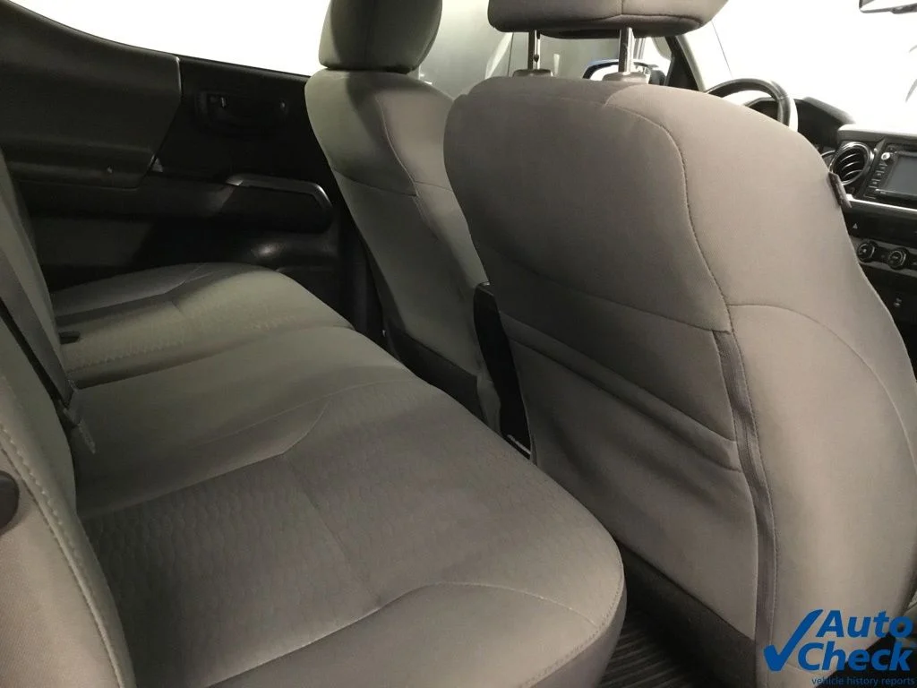 Used 2017 Blue Toyota SR5 image 28
