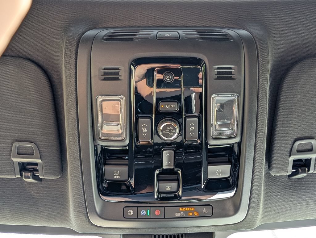 New 2026 Polar White Tricoat Chevrolet High Country image 29