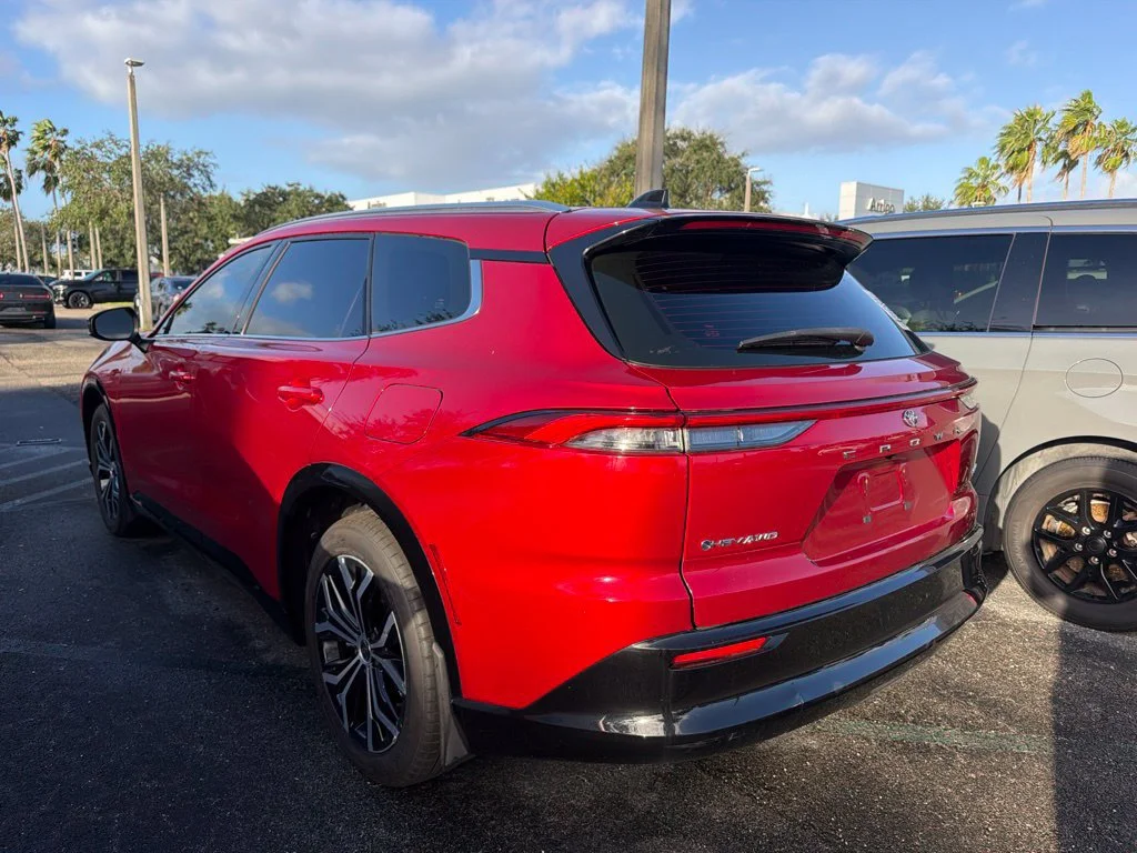 Used 2025 Red Toyota XLE image 4