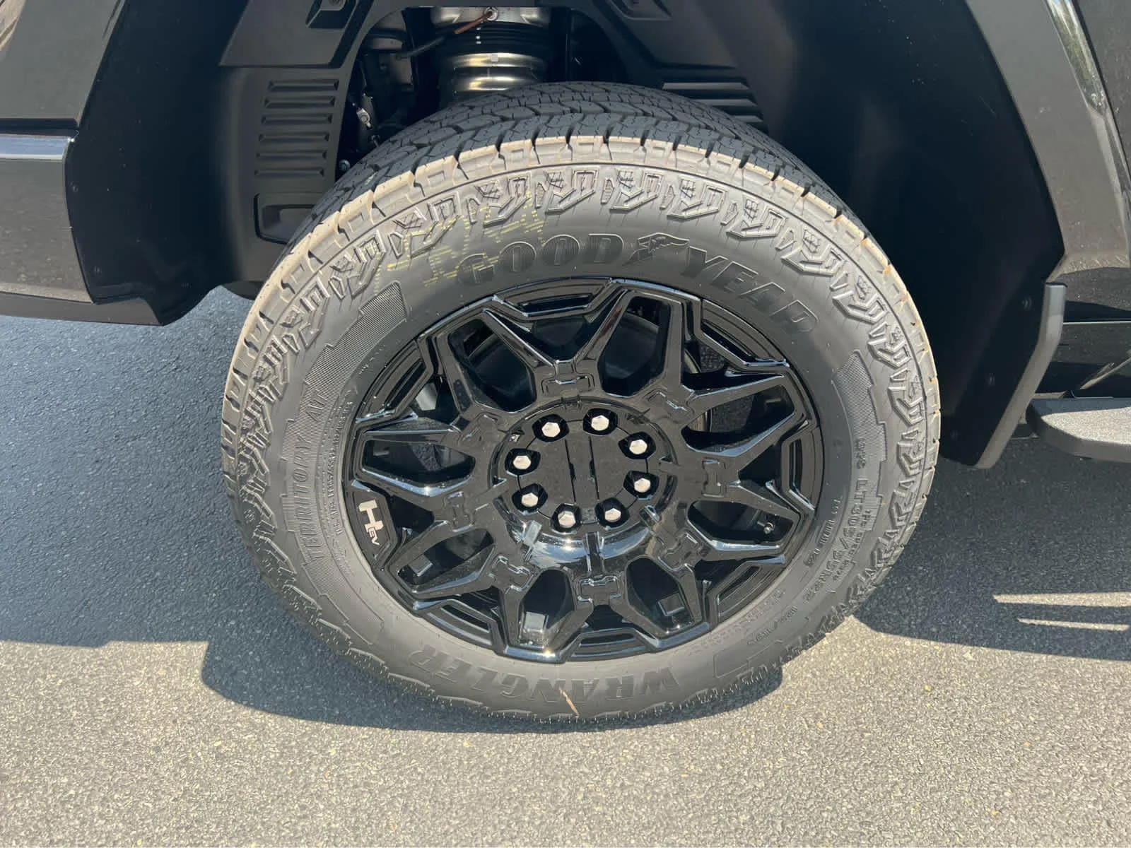 2025 GMC HUMMER EV 3X - Photo 11
