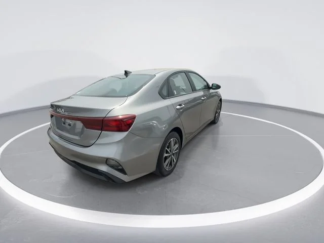 Used 2023 Gray Kia LXS image 8