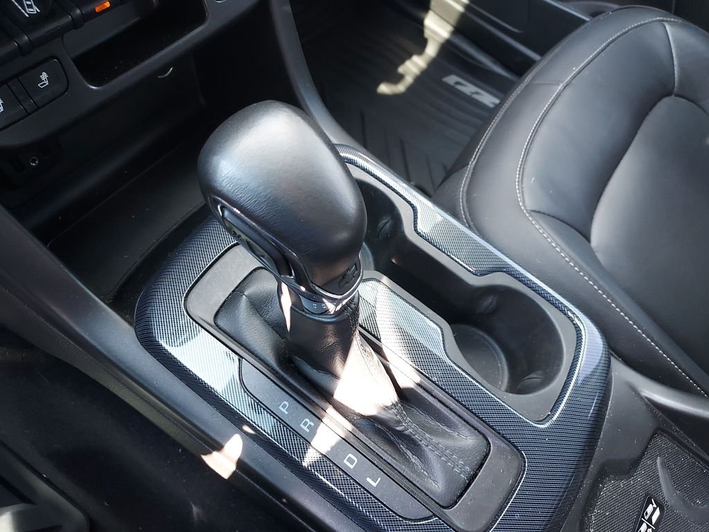 Used 2022 Gray Chevrolet Z71 image 24