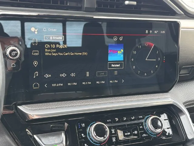 Used 2023  GMC Denali image 20