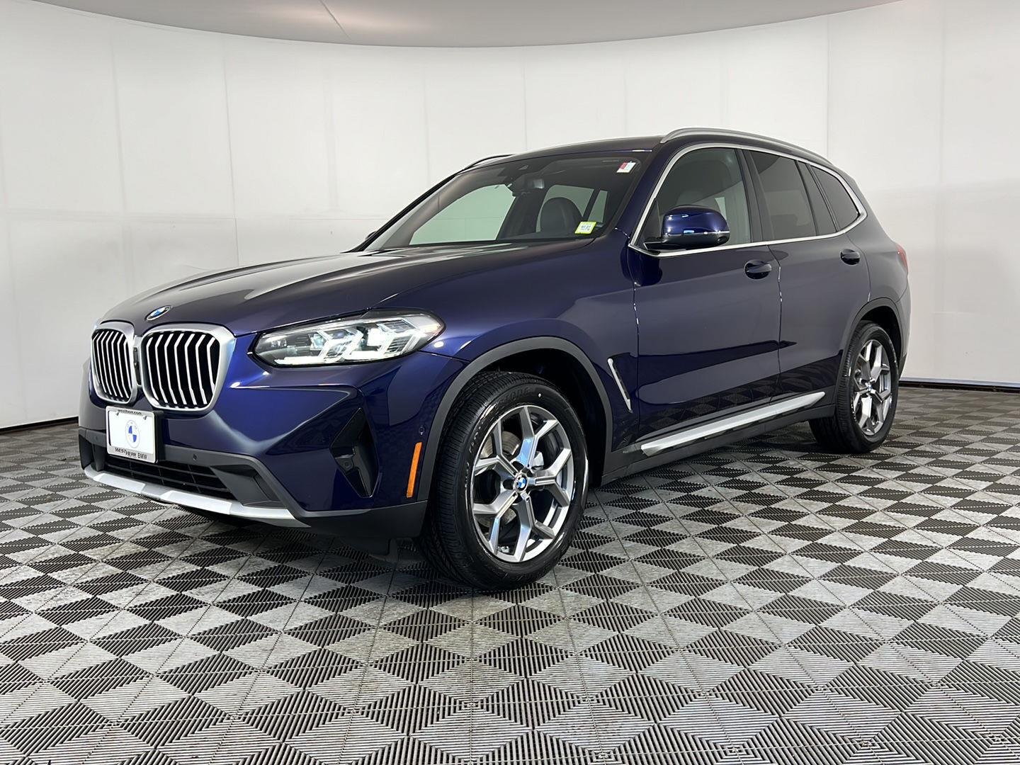 Certified Used 2024 Tanzanite Blue II Metallic BMW xDrive30i image 12