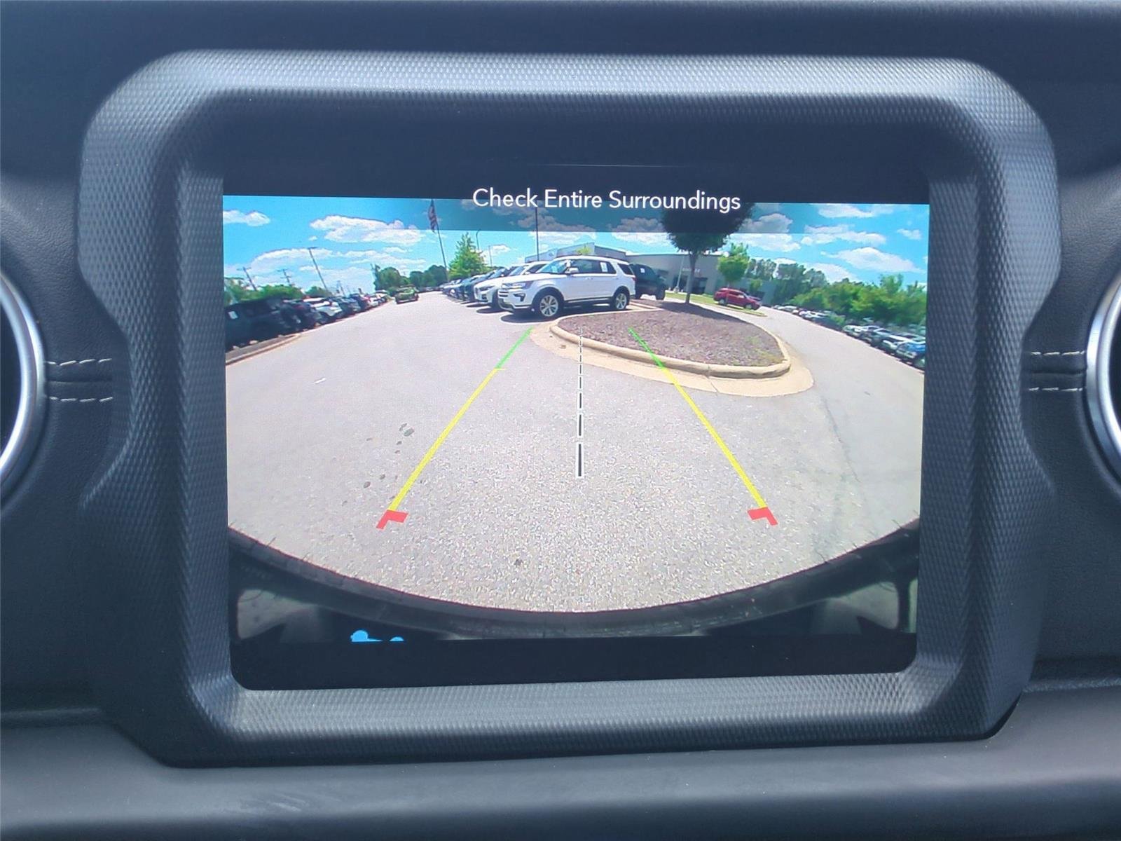 Used 2022 Black Clearcoat Jeep Unlimited Sahara image 25